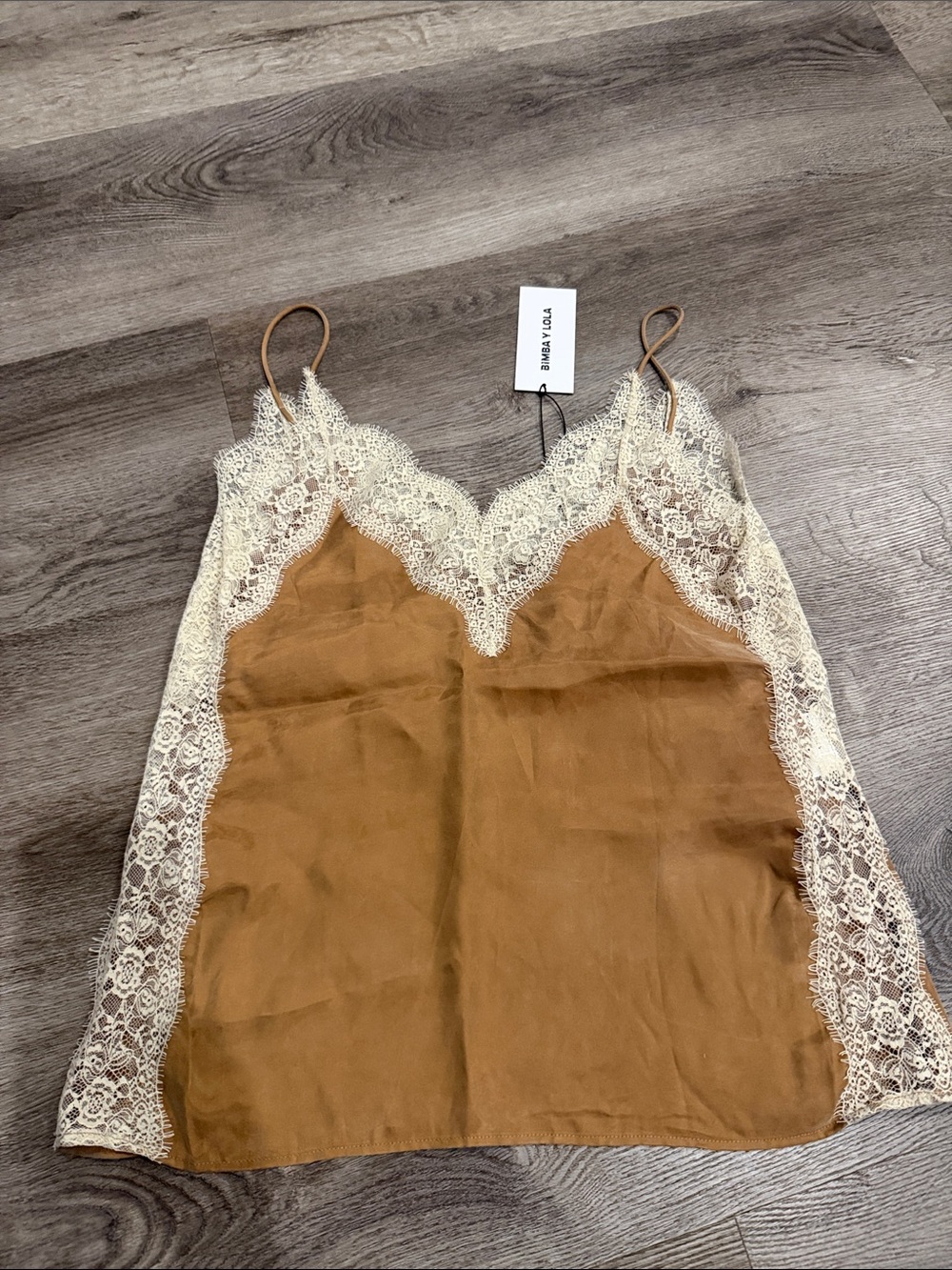 Bimba Y Lola Women’s Lace Trim V Neck Top - Picture 5 of 8